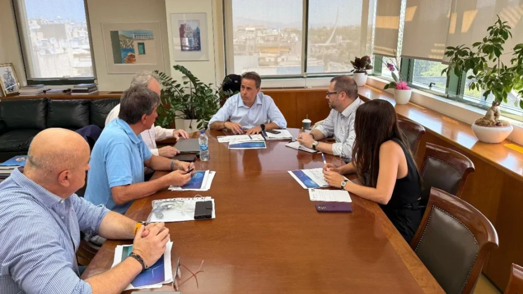 Έκτακτη σύσκεψη συντονισμού υπουργείου Περιβάλλοντος και Ενέργειας με ΑΔΜΗΕ, ΔΕΔΔΗΕ και ΡΑΑΕΥ εν όψει καύσωνα