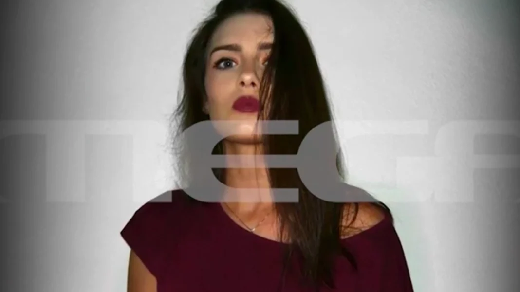 Αυτή είναι η 24χρονη που κατέρρευσε ενώ ο σύντροφός της έκανε πρόταση γάμου – Δίνει μάχη για τη ζωή της