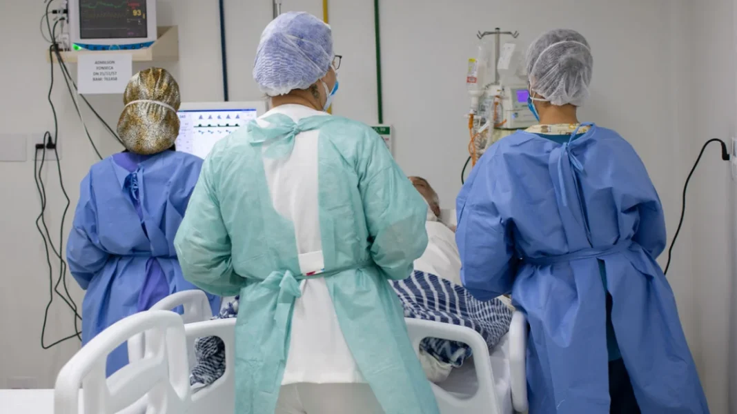 Καταγγελία για φακελάκι και εξευτελισμό ασθενούς σε χειρουργείο νοσοκομείου- Η ανάρτηση Γεωργιάδη