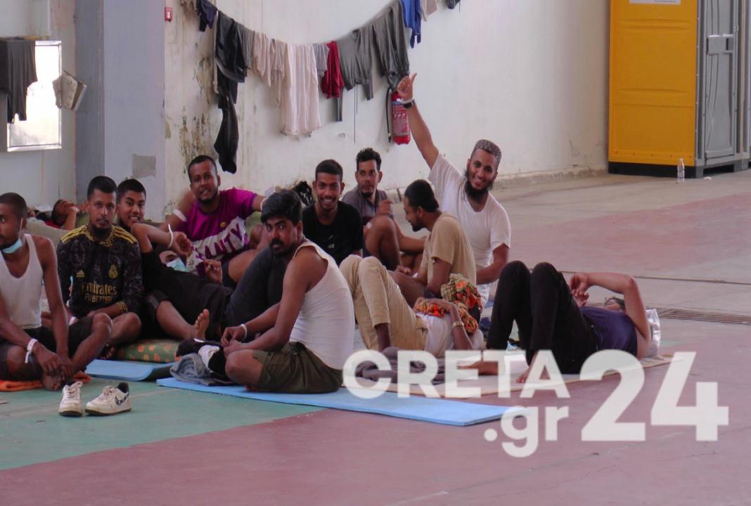 «Όχι» από Αρναουτάκη και Μαρινάκη στον Πλεύρη για κλειστή και μόνιμη δομή μεταναστών στην Κρήτη – Τι συζητήθηκε στη σύσκεψη