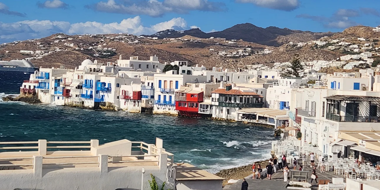 Μύκονος: Νέες αποκαλύψεις για τους αστυνομικούς που υπεξαιρούσαν ναρκωτικά -Ο ρόλος-κλειδί της συντρόφου του «εγκεφάλου»