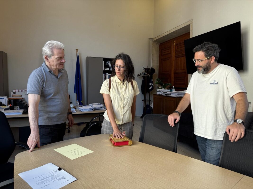 Ορκωμοσία νέας μόνιμης υπαλλήλου στο Δήμο Ηρακλείου