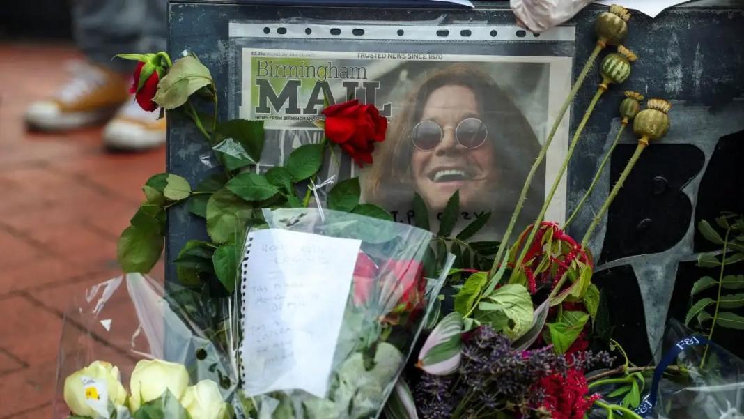 Όζι Όσμπορν: Το τελευταίο μήνυμα στην αδελφή του το βράδυ της συναυλίας στο Villa Park και πώς φανταζόταν την κηδεία του