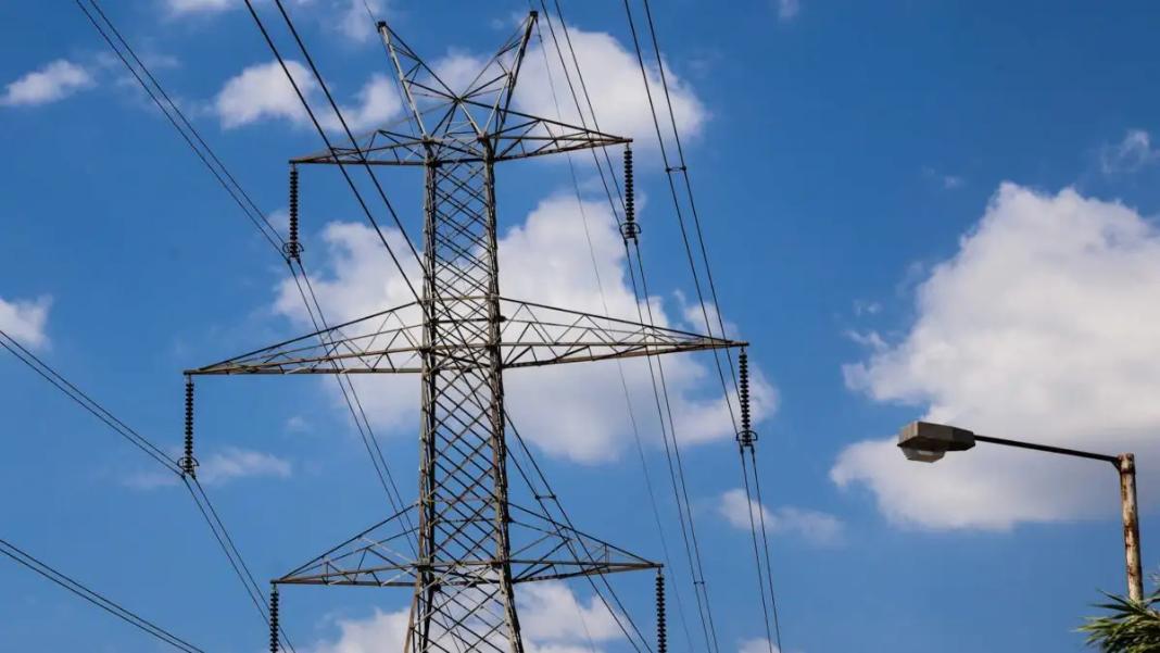 Πώς κατανέμονται τα ποσά που εισπράττει ο ΔΕΔΔΗΕ από τις ρευματοκλοπές – Ειδικό αποθεματικό για τον περιορισμό του φαινομένου