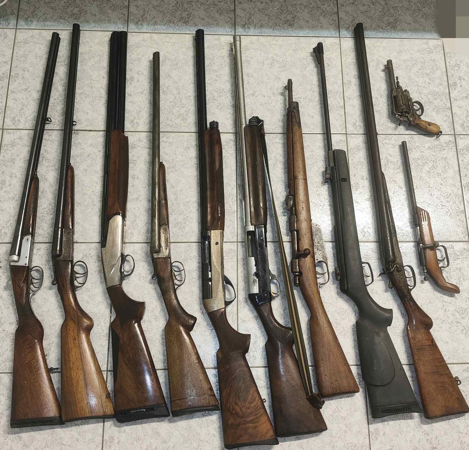 Κρήτη: Χειροπέδες σε 58χρονο που καλλιεργούσε κάνναβη – Είχε κάνει το σπίτι του οπλοστάσιο