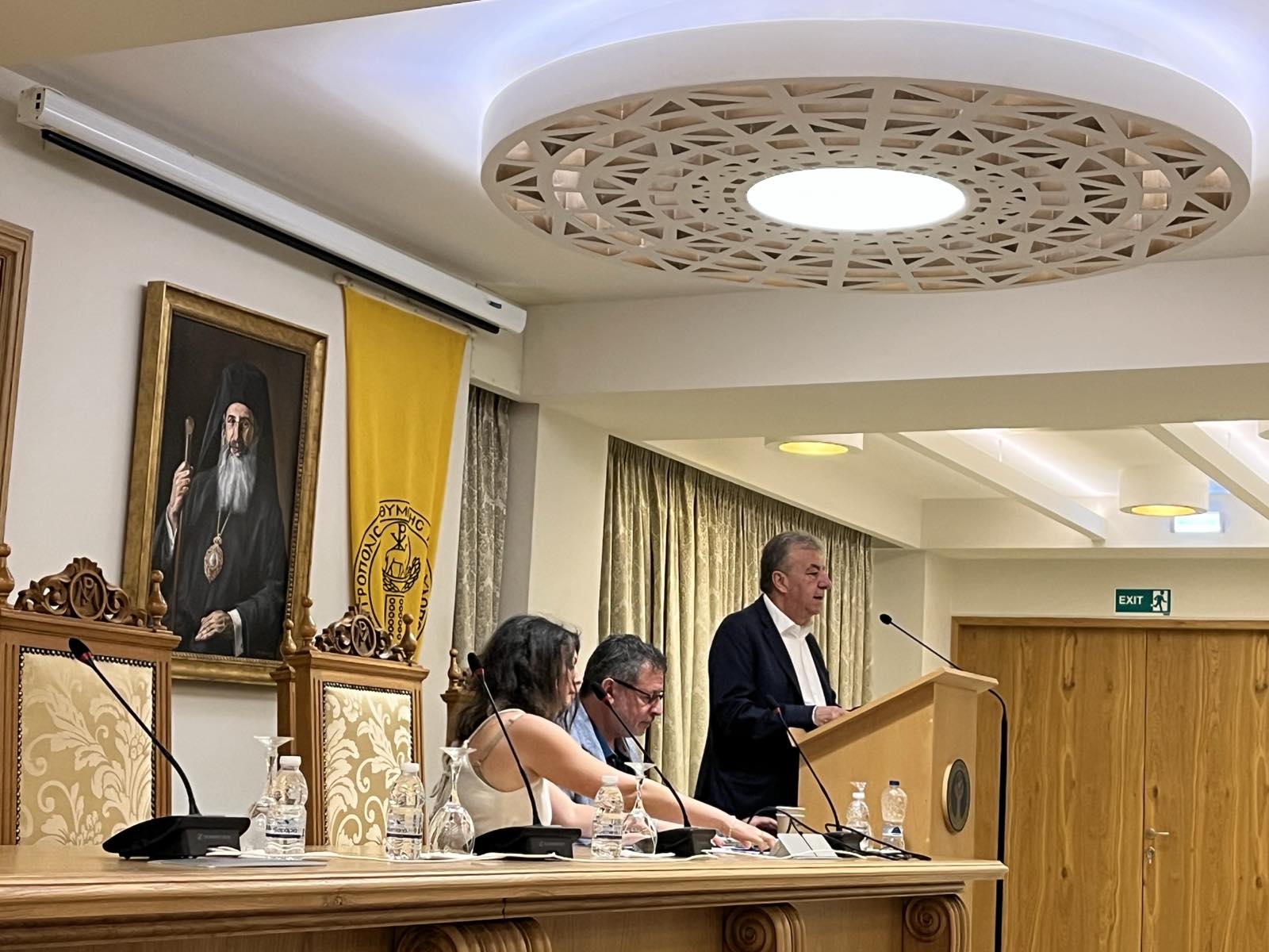 Ο Στ. Αρναουτάκης στην ετήσια γενική συνέλευση του Παγκοσμίου Συμβουλίου Κρητών: «Διαπρέπετε και διακρίνεστε στο εξωτερικό σε όλους τους τομείς και σας θέλουμε δίπλα μας»