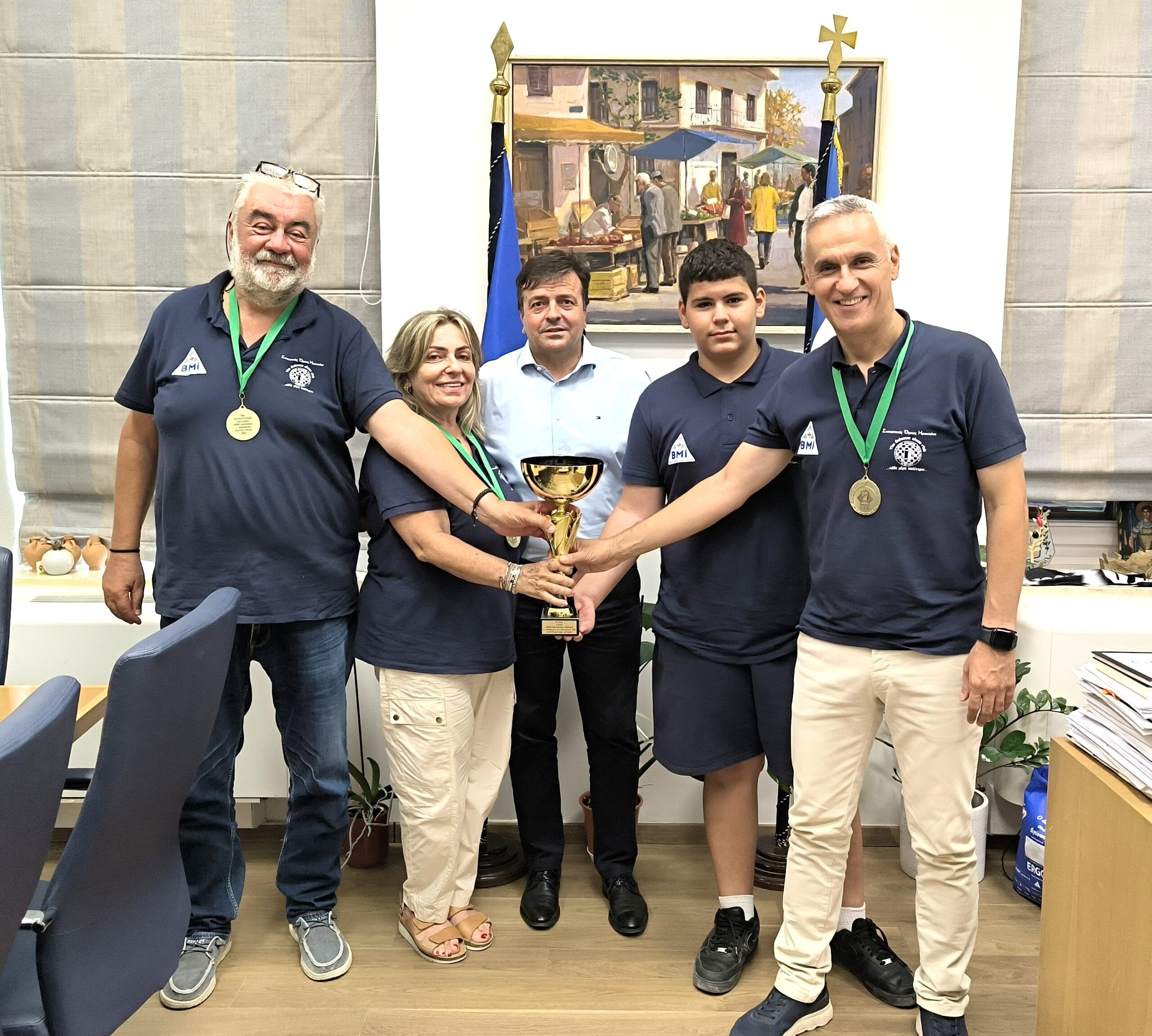 Ο Πρόεδρος του Σκακιστικού Ομίλου επισκέφθηκε τον Ν. Συριγωνάκη μετά την κατάκτηση του πανελλήνιου πρωταθλήματος