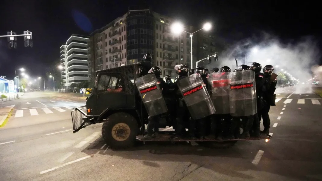 Σερβία: Επεισόδια σε αντικυβερνητικές διαδηλώσεις για πέμπτη συνεχόμενη νύχτα