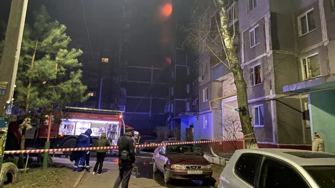 Ουκρανική επίθεση με drone σε πολυκατοικία στο Κουρσκ – Μία νεκρή, 10 τραυματίες