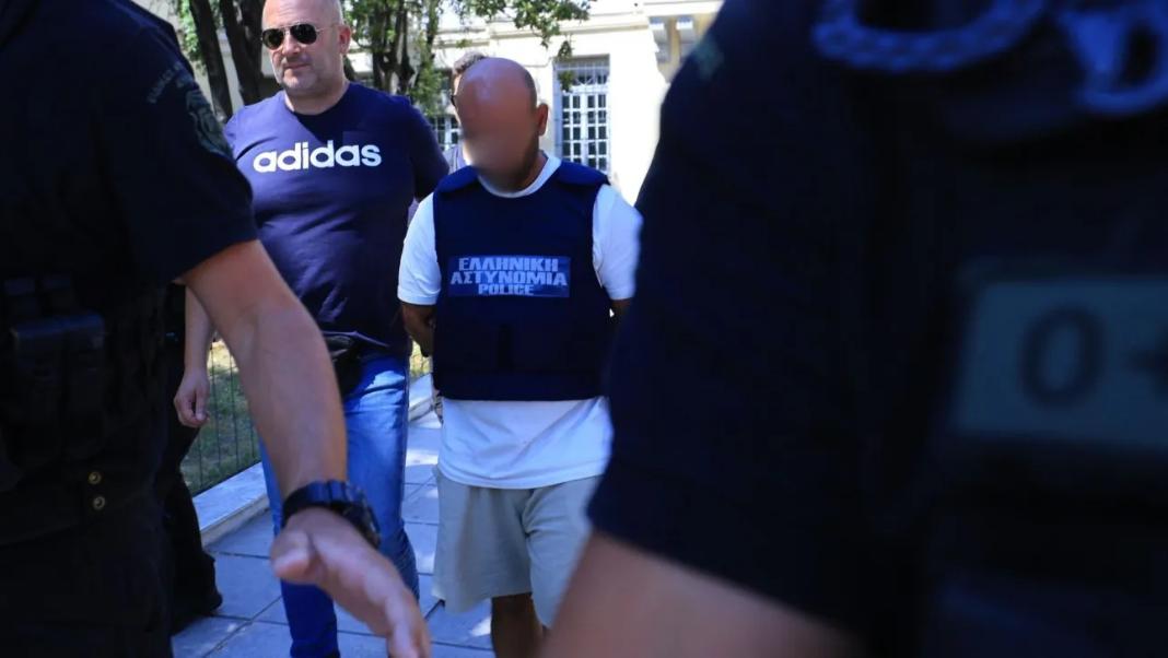 Βόλος: Προφυλακίστηκε ο συζυγοκτόνος – «Δεν ήθελα να τη σκοτώσω – Ήμουν εν βρασμώ»