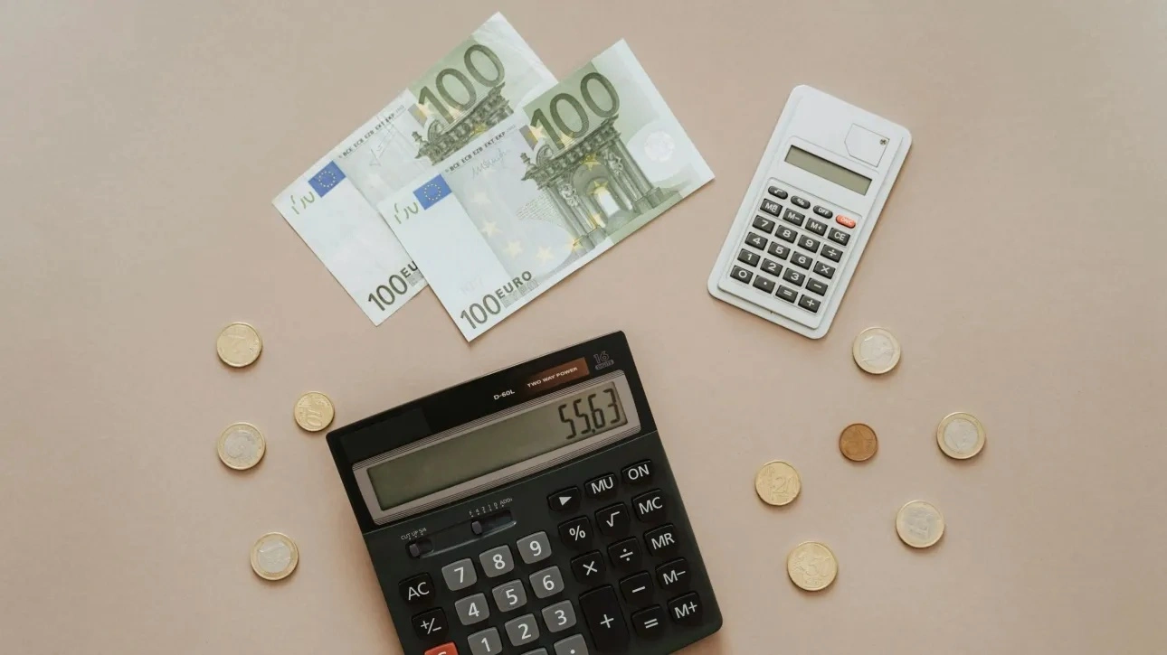 Αντίστροφη μέτρηση για την καταβολή των συντάξεων Σεπτεμβρίου