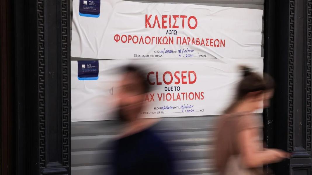 Καλοκαιρινό «σαφάρι» της ΑΑΔΕ – Στο μικροσκόπιο τουρισμός, ΙΧ και εστίαση