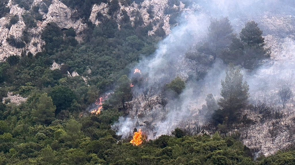 Πύρινη κόλαση για 3η ημέρα στη νότια Γαλλία – Η μεγαλύτερη φωτιά από το 1949