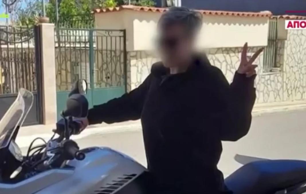 Σκηνές αρχαίας τραγωδίας μετά το τροχαίο: Κάλυψαν τα μάτια του γιου της 32χρονης για να μην τη δει νεκρή