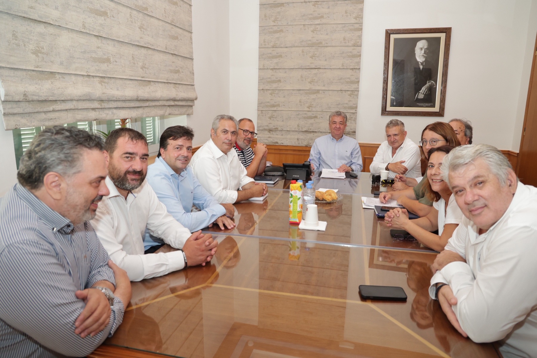 3,9 εκατ. ευρώ για την ανάπλαση της κεντρικής αγοράς των Μοιρών – Έπεσαν οι υπογραφές για το μεγάλο έργο