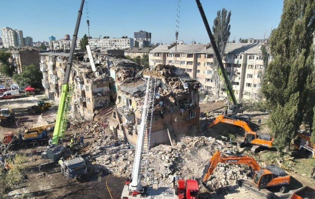 Ουκρανία: Τους 23 έφτασαν οι νεκροί από την μαζική επίθεση της Ρωσίας στο Κίεβο