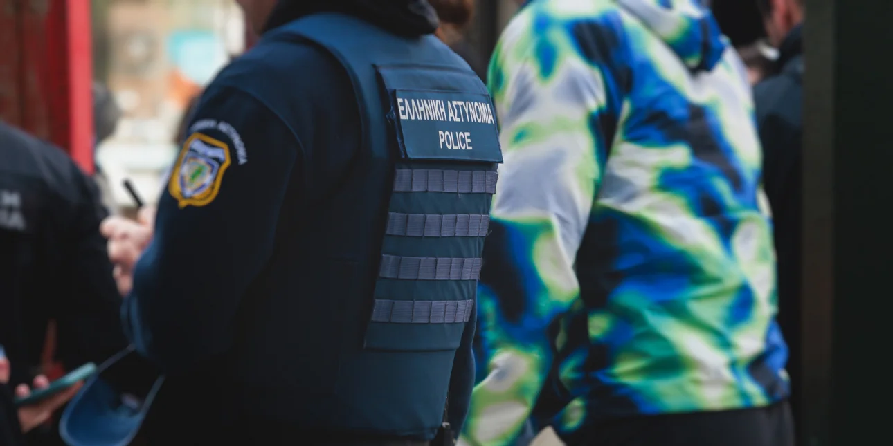 Σοκάρουν οι διάλογοι του πρώην αστυνομικού-TikToker – Ακίνητα, μυστικά, ναρκωτικά και κέρδη χιλιάδων ευρώ