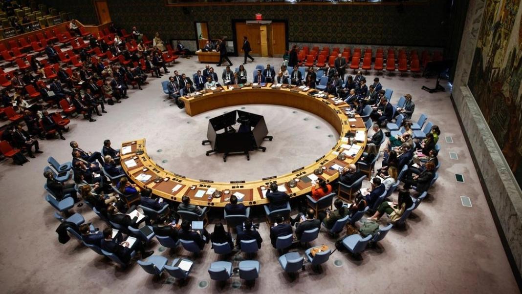 Γερμανία, Βρετανία και Γαλλία είναι έτοιμες να επαναφέρουν σε ισχύ κυρώσεις εναντίον του Ιράν