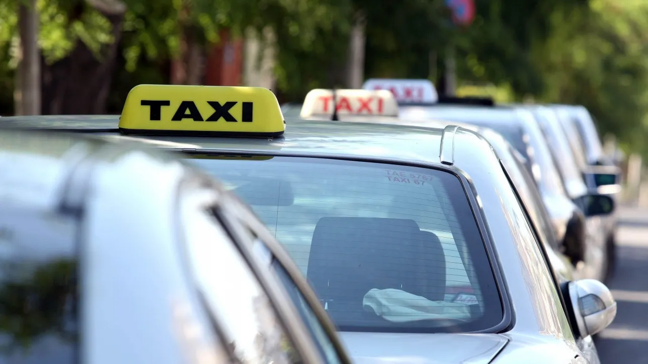Εξαρθρώθηκε συμμορία ανηλίκων που λήστευε οδηγούς ταξί – Προσποιούνταν τους πελάτες