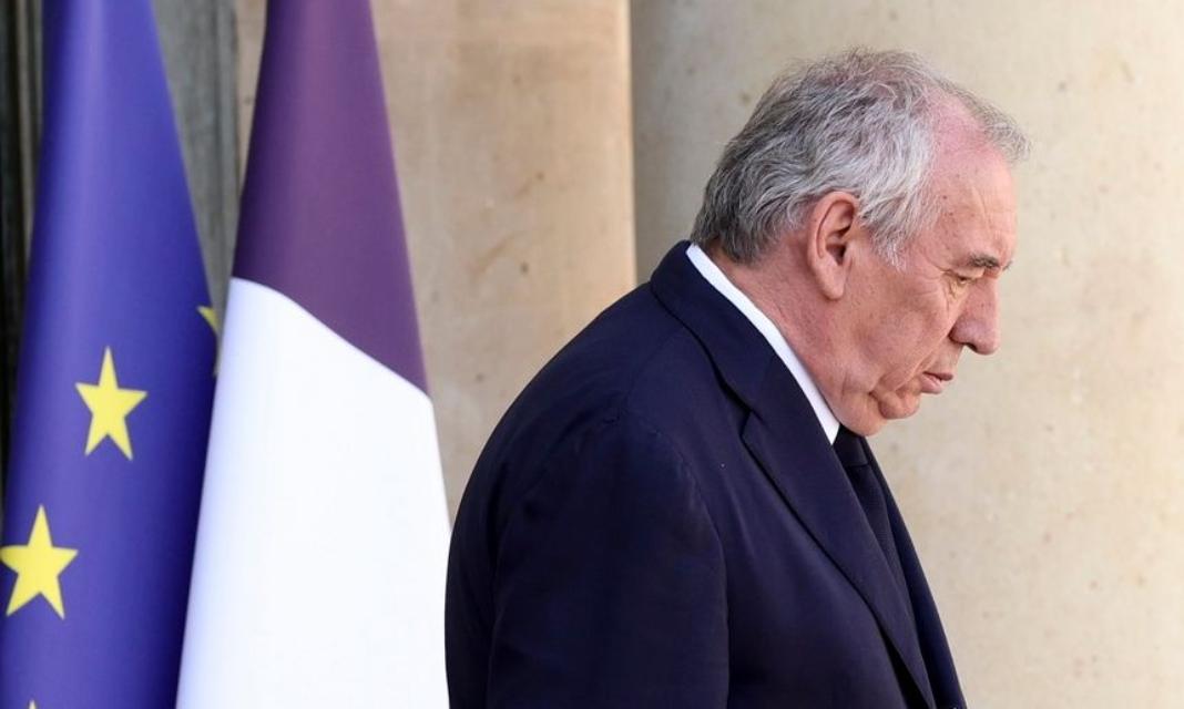 Κρίση στη Γαλλία: Όλα τα βλέμματα στην 8η Σεπτεμβρίου – Νέα έκκληση για να αποφευχθεί το χάος