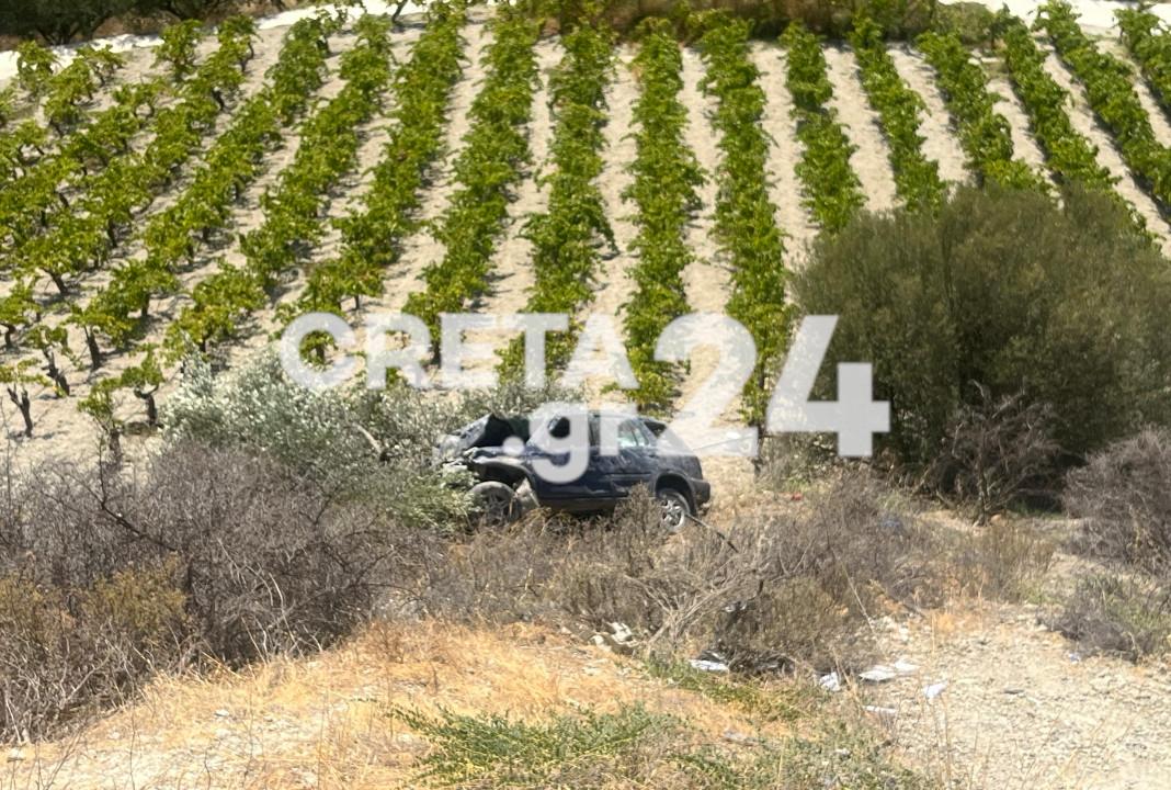 Ηράκλειο: Αυτοκίνητο έπεσε σε γκρεμό – Χωρίς τις αισθήσεις του ο οδηγός