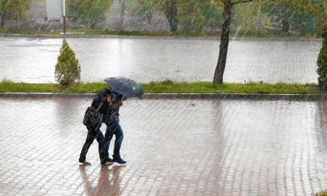 Νότια Κορέα: Σφοδρές καταιγίδες πλήττουν την Σεούλ – Ένας αγνοούμενος