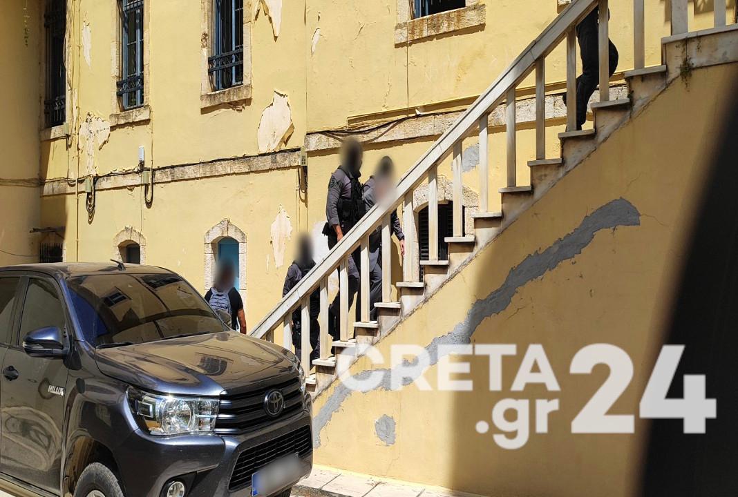 Κρήτη: Με παρελθόν στη Θεσσαλονίκη ο γιατρός που κατηγορείται για ασέλγεια σε 14χρονη –  Την αναβάθμιση της κατηγορίας του διερευνούν οι εισαγγελικές Aρχές