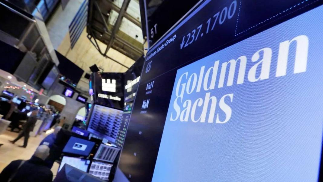 Goldman Sachs: Οι καταναλωτές θα πληρώσουν το μεγαλύτερο μέρος των δασμών – Η απάντηση Τραμπ