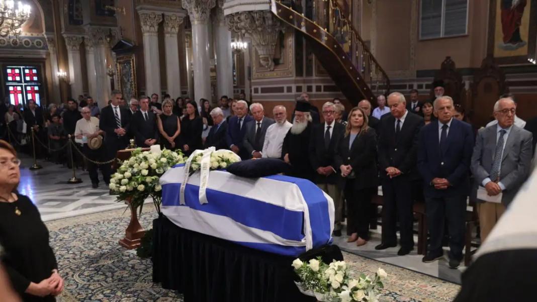 Κώστας Πυλαρινός: Συγκίνηση στην κηδεία του ιστορικού στελέχους της ΝΔ