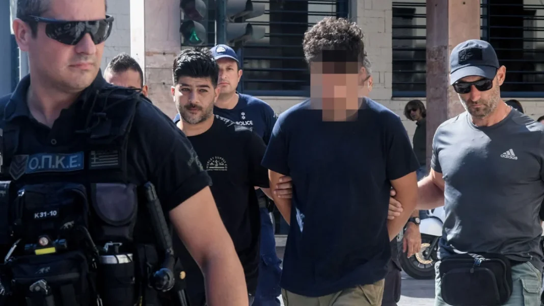 Φωτιά στην Αχαΐα: Συνελήφθη 21χρονος που πήγε να καταθέσει υπέρ του 25χρονου για τον εμπρησμό στο Γηροκομείο