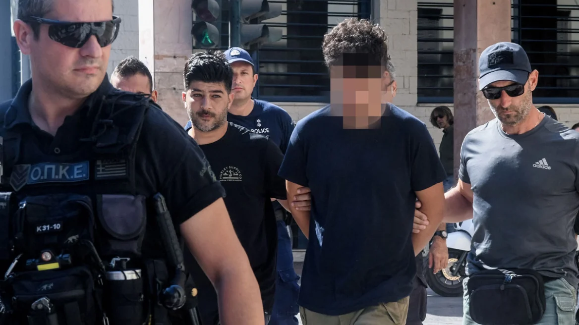 Φωτιά στην Αχαΐα: Συνελήφθη 21χρονος που πήγε να καταθέσει υπέρ του 25χρονου για τον εμπρησμό στο Γηροκομείο