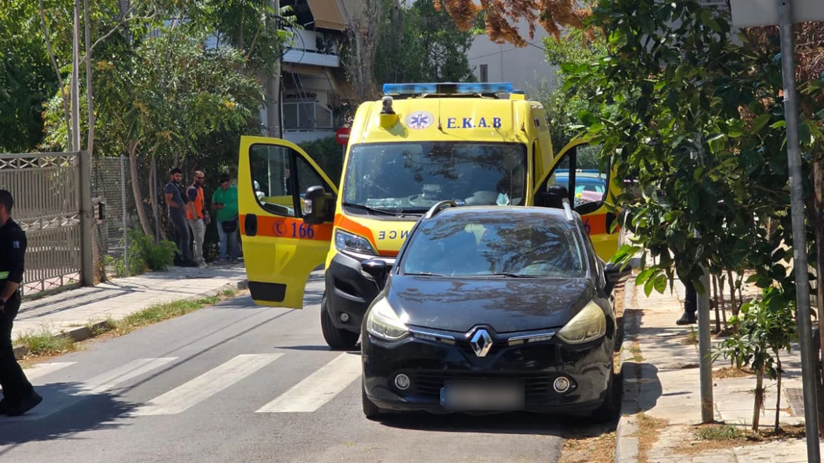 Δολοφονία στο Χαλάνδρι -28χρονος σκότωσε την 47χρονη σύντροφό του στην είσοδο πολυκατοικίας