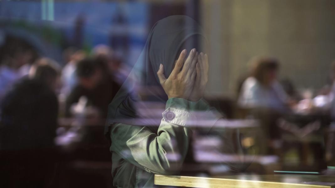 Η Βρετανία λαμβάνει επιπλέον μέτρα για την αντιμετώπιση των «εγκλημάτων τιμής» εις βάρος γυναικών και κοριτσιών