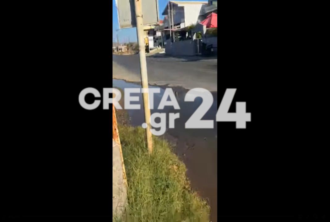 Κοκκίνη Χάνι: Νερό – ποτάμι σε κεντρικό δρόμο από σπασμένο σωλήνα- Βίντεο