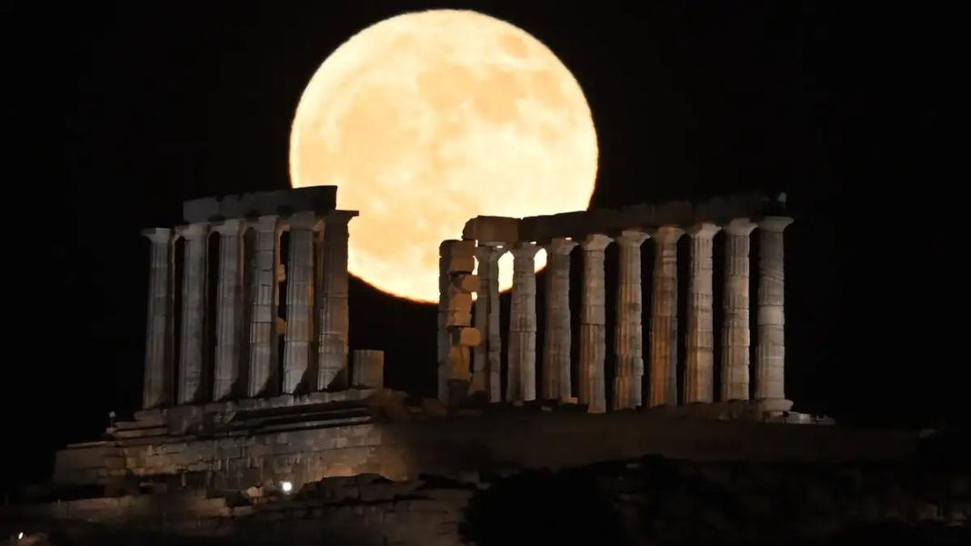Πανσέληνος Αυγούστου 2025: Έρχεται το «Φεγγάρι του Οξύρρυγχου»