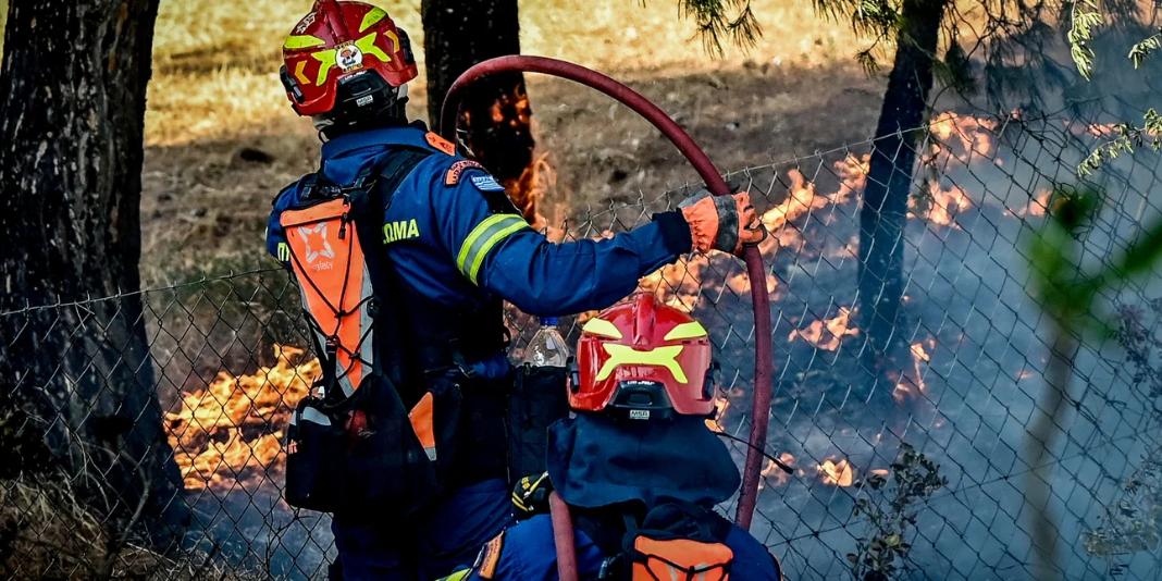 Συναγερμός για τον καιρό «Hot-Dry-Windy» μέχρι την Τετάρτη