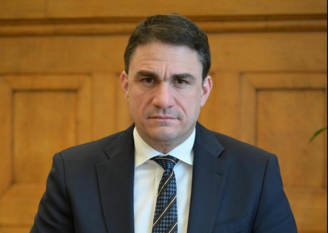 Τσουκαλάς: «Πάγια εθνική γραμμή η ιστορική μνήμη και η εγγύηση των δικαιωμάτων του απανταχού Ελληνισμού»