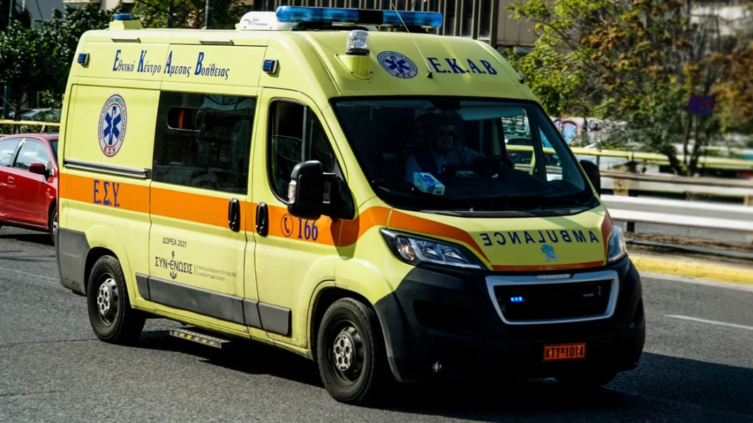 Μηχανή συγκρούστηκε με ΙΧ – Νεκρός ο αναβάτης