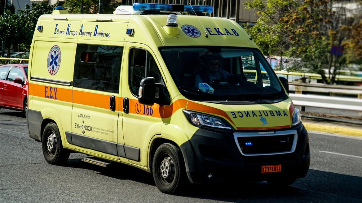 Μηχανή συγκρούστηκε με ΙΧ – Νεκρός ο αναβάτης