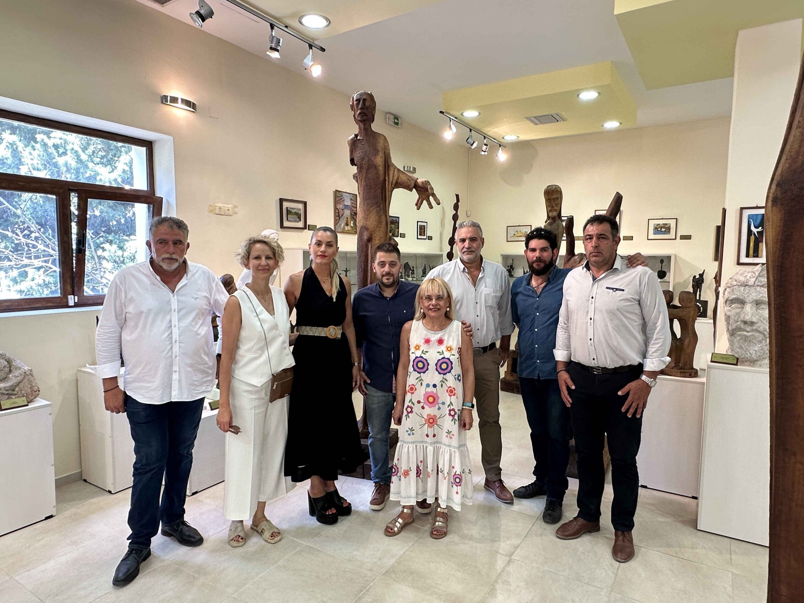 Τίμησαν τον γλύπτη Γιάννη Κλινάκη