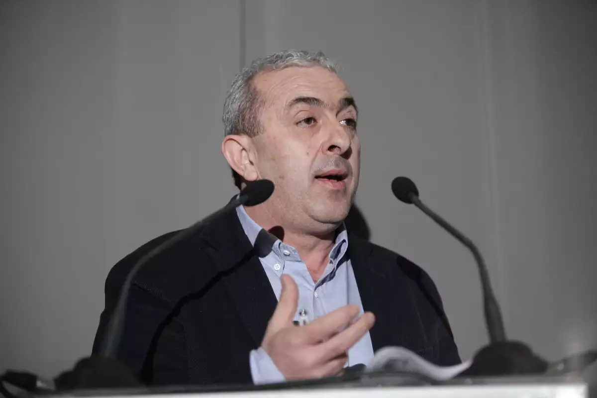 Τι θα κάνει ο Σωκράτης Βαρδάκης με την επανεμφάνιση Τσίπρα;