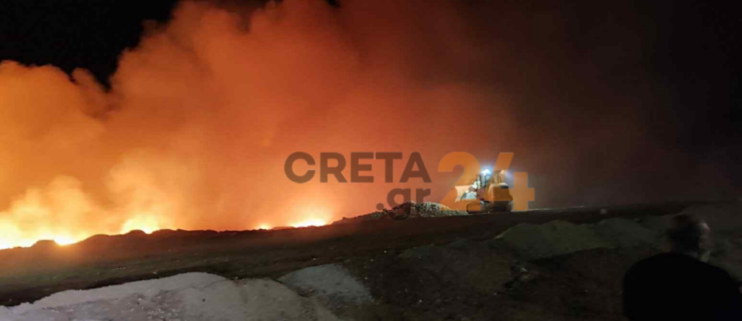 Χανιά: Σε εξέλιξη μεγάλη φωτιά σε εργοστάσιο ανακύκλωσης – Φωτογραφίες