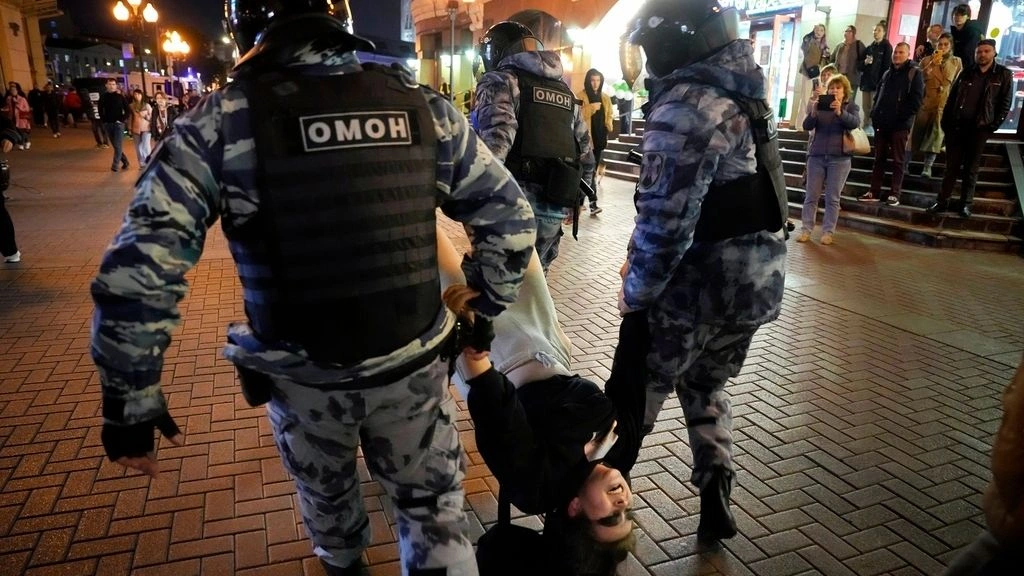 Ρωσία: Η χώρα αποσύρεται από την Ευρωπαϊκή Σύμβαση για την Πρόληψη των Βασανιστηρίων