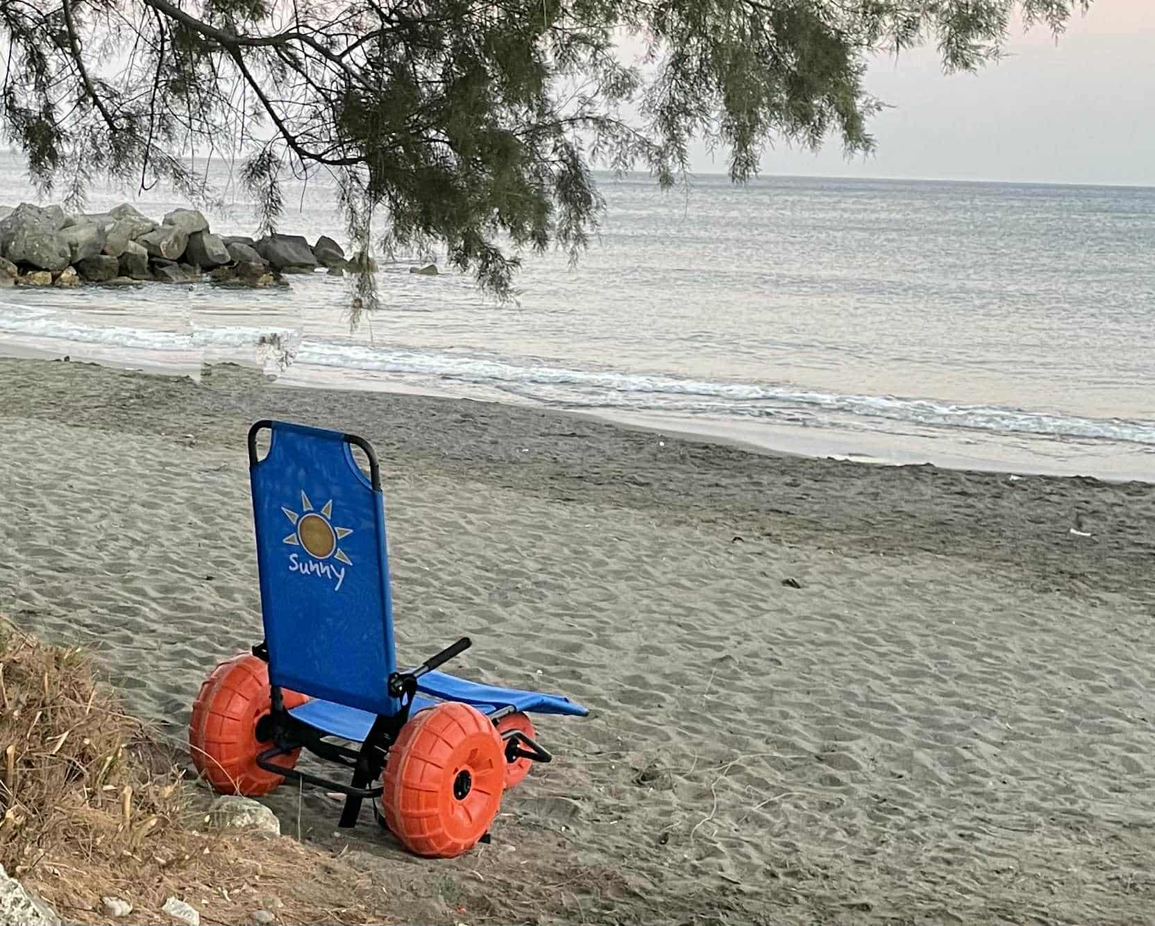 Έκλεψαν από παραλία της Ιεράπετρας ειδικό αμαξίδιο