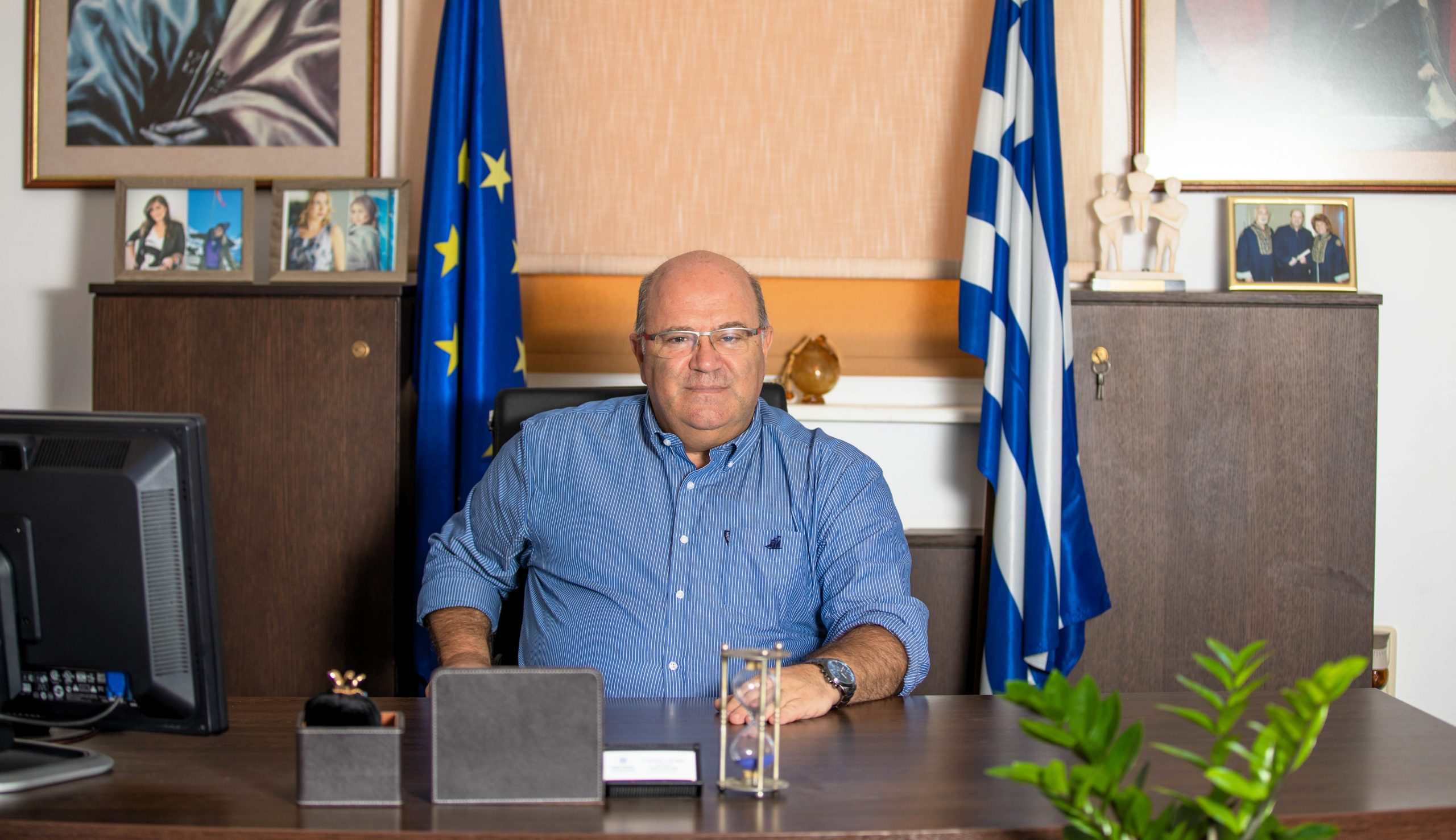 Αγιασμός: Σε αυτά τα σχολεία θα βρεθεί ο Μ. Μπελαδάκης