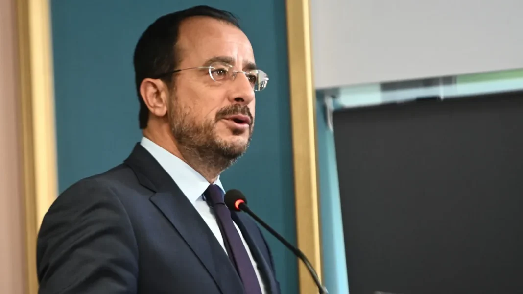 «Μήνυμα» Χριστοδουλίδη: Δεσμευόμαστε απόλυτα στο έργο της ηλεκτρικής διασύνδεσης