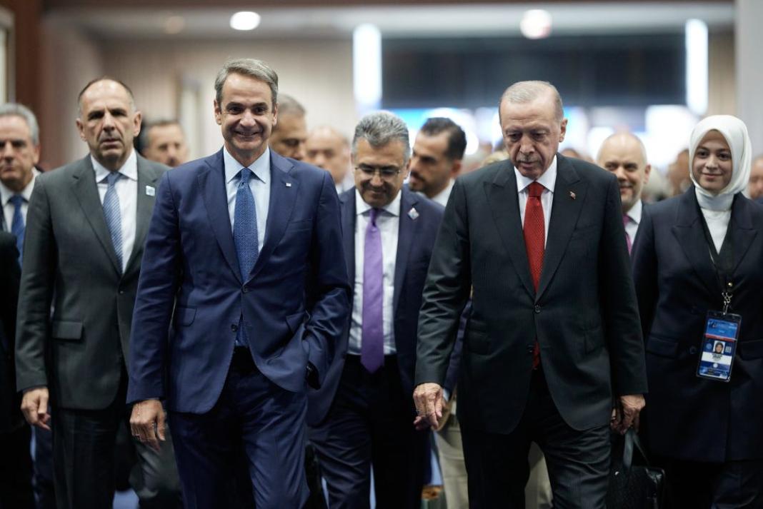 Απόψε το κρίσιμο τετ α τετ Μητσοτάκη – Ερντογάν: Τα σημεία αιχμής μεταξύ των δύο ηγετών