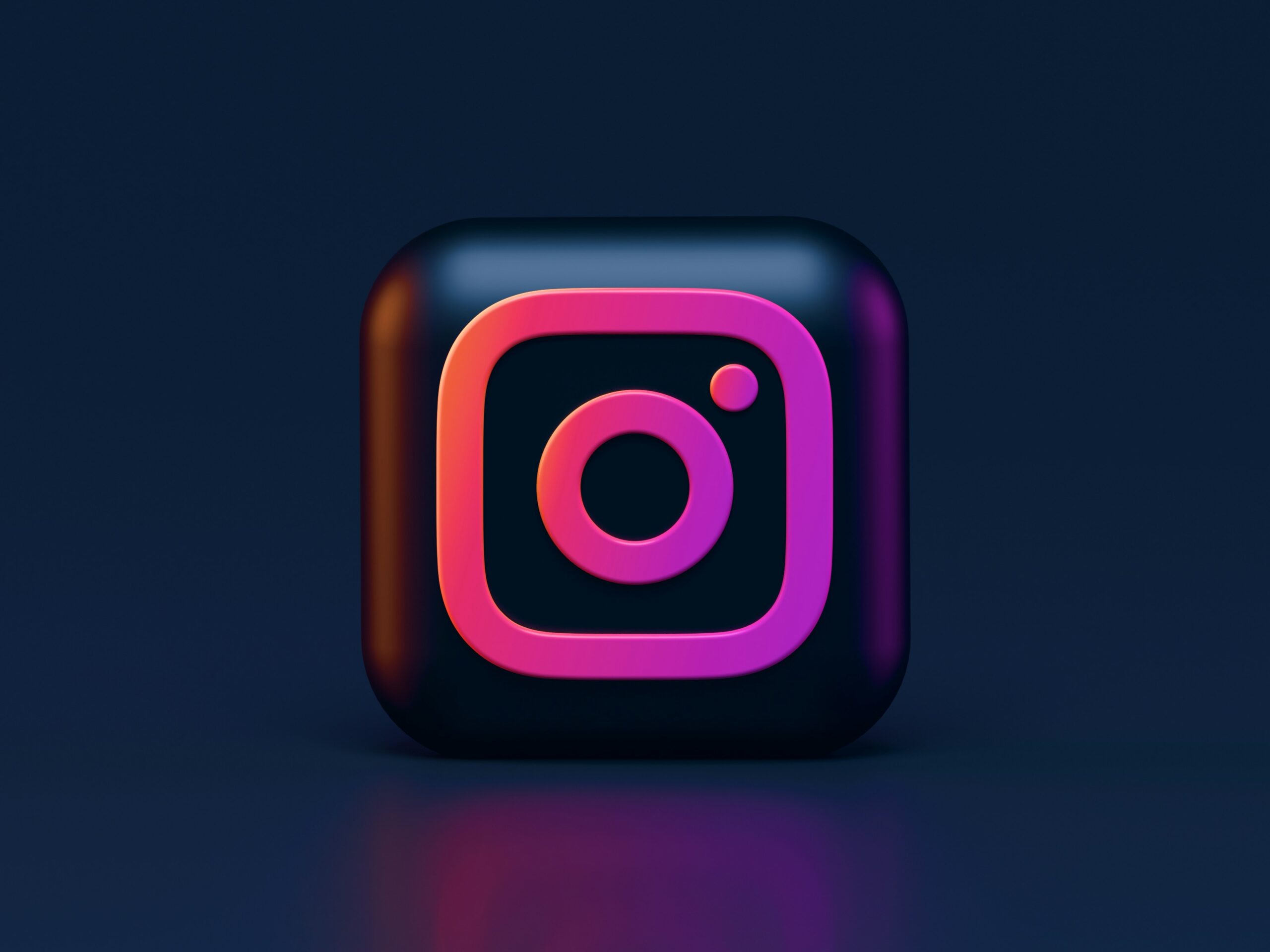 Έκθεση-σοκ: Το Instagram παραμένει επικίνδυνο για ανηλίκους