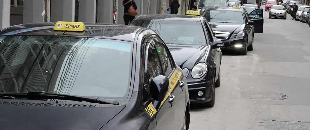 Σκηνές θρίλερ στα Χανιά: Οδηγός ταξί έπεσε θύμα ληστείας, την εγκατέλειψε δεμένη στο αυτοκίνητο