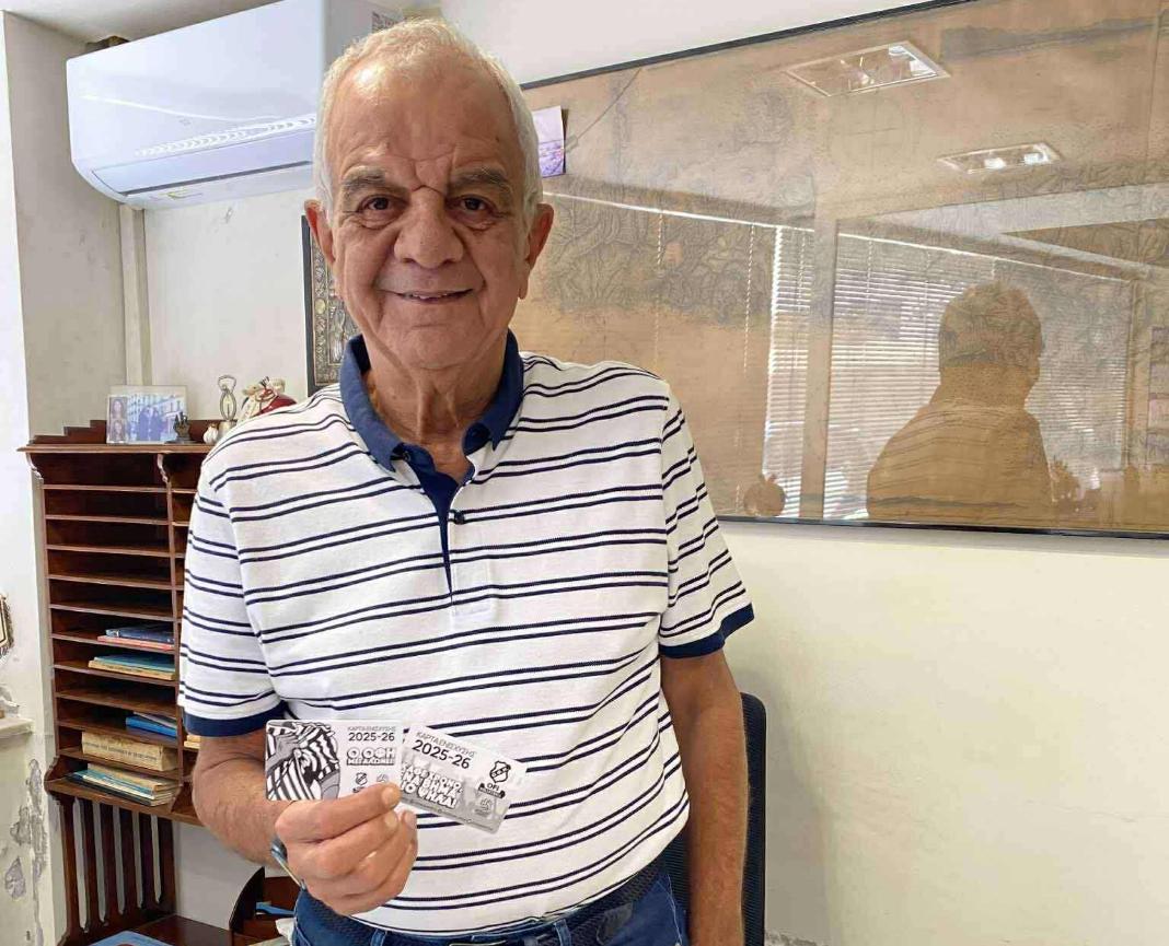 Ο ιστορικός παράγοντας του ΟΦΗ Γιάννης Αδάμης κοντά στην προσπάθεια της ομάδας βόλεϊ